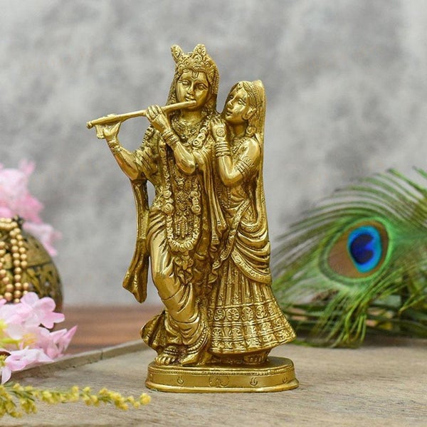 Benefits of Having Radha Krishna Idol at Home